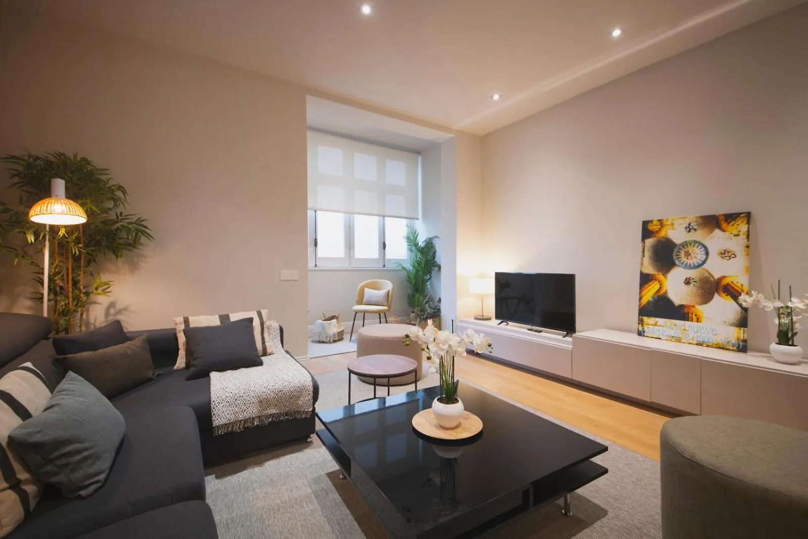 You Stylish City Center Apartments Barcelona Spain