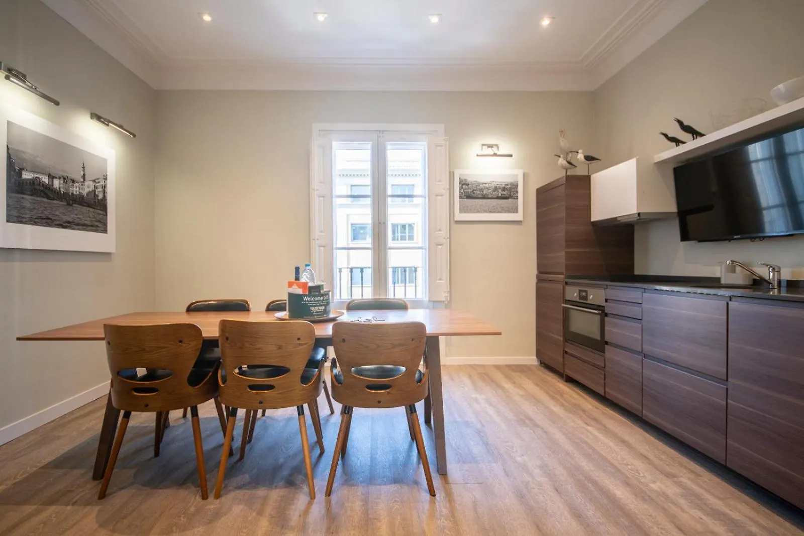 You Stylish City Center Apartments Barcelona 0*,